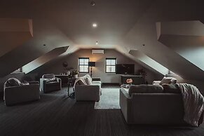 The British Hotel