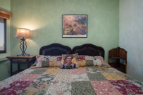 Casa Frida Massive Condo Sleeps up to 12!