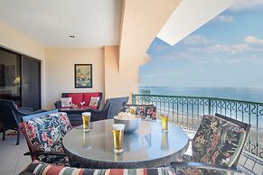Casa Frida Massive Condo Sleeps up to 12!