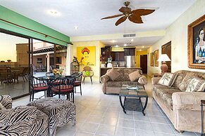 Casa Frida Massive Condo Sleeps up to 12!