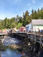 Cape Fox Lodge
