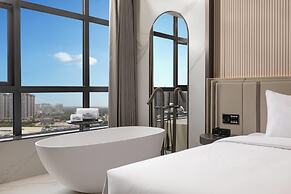 Microtel BY Wyndham Maoming Dianbai