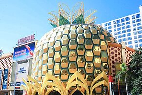 Sanya Harman Hotel