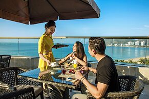 Sanya Harman Hotel