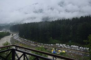 Chichoga Holiday Inn Manali