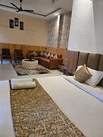 Avadh Sunshine Palace Hotel & Resort