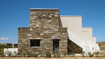 Emerald Tinos