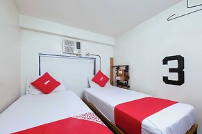 Junction Hostel Poblacion Makati Avenue