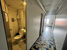 Junction Hostel Poblacion Makati Avenue