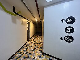 Junction Hostel Poblacion Makati Avenue