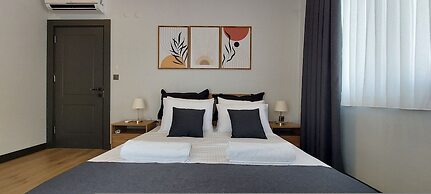 Professionally Maintained Spacious New Suites 3