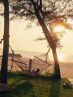 The Postcard on the Arabian Sea