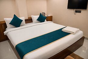 Pavitram Hotel & Banquet