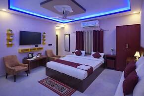 Pavitram Hotel & Banquet