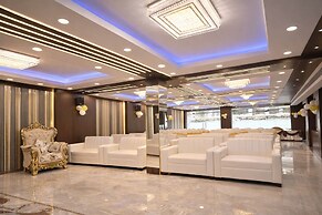 Pavitram Hotel & Banquet