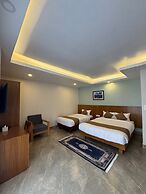Bay Hotel