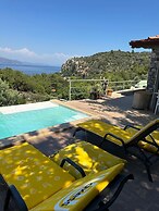 Amos Sea View