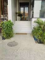 Waypoint Suites