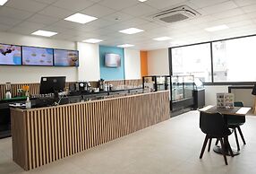 Waypoint Suites