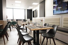 Waypoint Suites