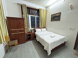 The Palm Lodge