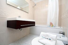 B37 - Central City Door Apartment