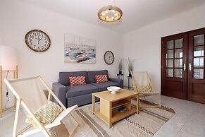 B37 - Central City Door Apartment