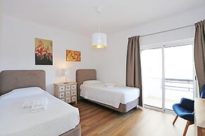 B61 - Carnation Sun Apartment in Lagos