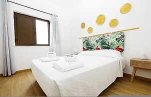 A48 - Windmill 1 Bed Apartment in Odiaxere