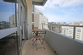 A22 - Rocha Beach Flat in Portim o