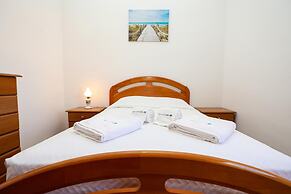 B91 - Bairro Apartment in Lagos