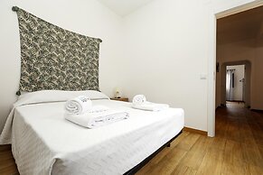 B87 - Windmill 2 Bed Apartment in Odiaxere