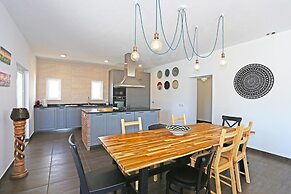 D13 - Eiras Velhas Holiday House in Alm Dena