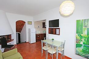 V 05 - Apartment 5 in Seacliff Albufeira