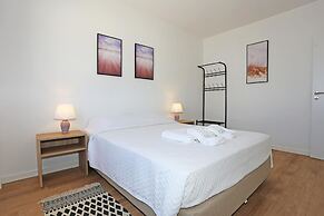 X 10 - 2 Bed Apartment in Quinta da Ponte