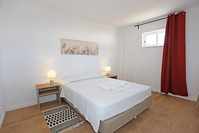 X 10 - 2 Bed Apartment in Quinta da Ponte