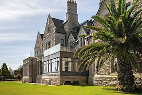 Treloyhan Manor
