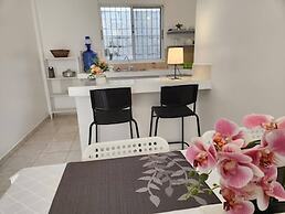 Secure 3-pers Apartment Close to the Beach
