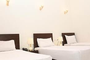 Mid Downtown Hotel