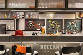 Moxy Hamburg - Finkenwerder