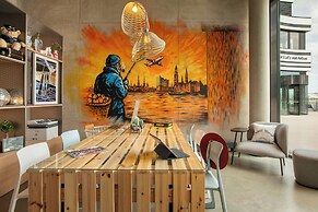 Moxy Hamburg - Finkenwerder