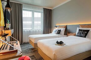 Moxy Hamburg - Finkenwerder