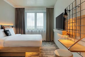 Moxy Hamburg - Finkenwerder