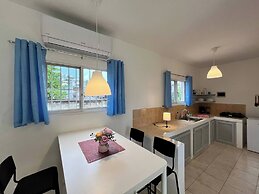 Secure 2-pers Apartment Close to the Beach