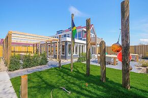 Callantsoog Group Getaway Beach