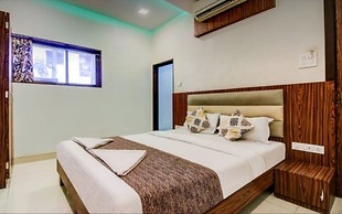 Hotel Golden Palms