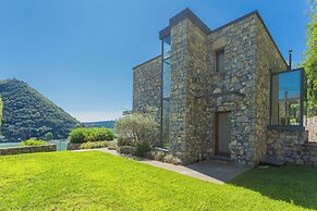 Villa Infinity by Rent all Como