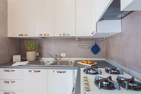 Blue Bliss Apartment by Rent all Como
