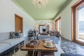 Villa Chiara Moltrasio With Private Garden by Rent all Como
