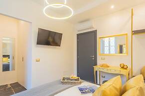 Como Dreams Apartments by Rent all Como